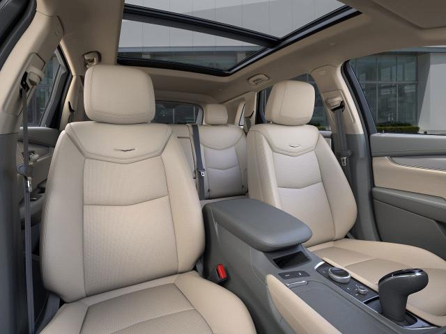 2025 Cadillac XT5 Vehicle Photo in POMPANO BEACH, FL 33064-7091