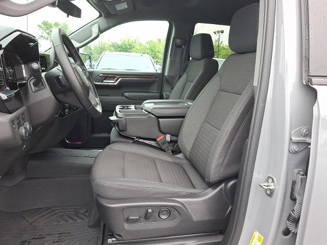 2024 Chevrolet Silverado 1500 Vehicle Photo in TREVOSE, PA 19053-4984
