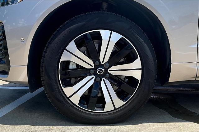 2025 Volvo XC60 Plug-In Hybrid Vehicle Photo in Houston, TX 77007