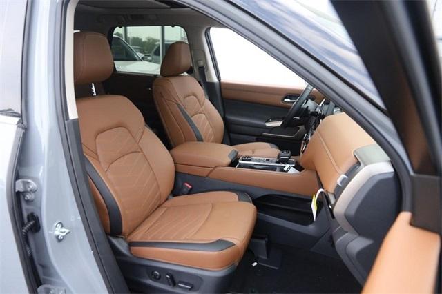 2025 Nissan Pathfinder Vehicle Photo in Hazelwood, MO 63042