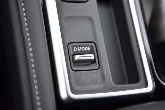 2025 Nissan Pathfinder Vehicle Photo in Ballwin, MO 63011