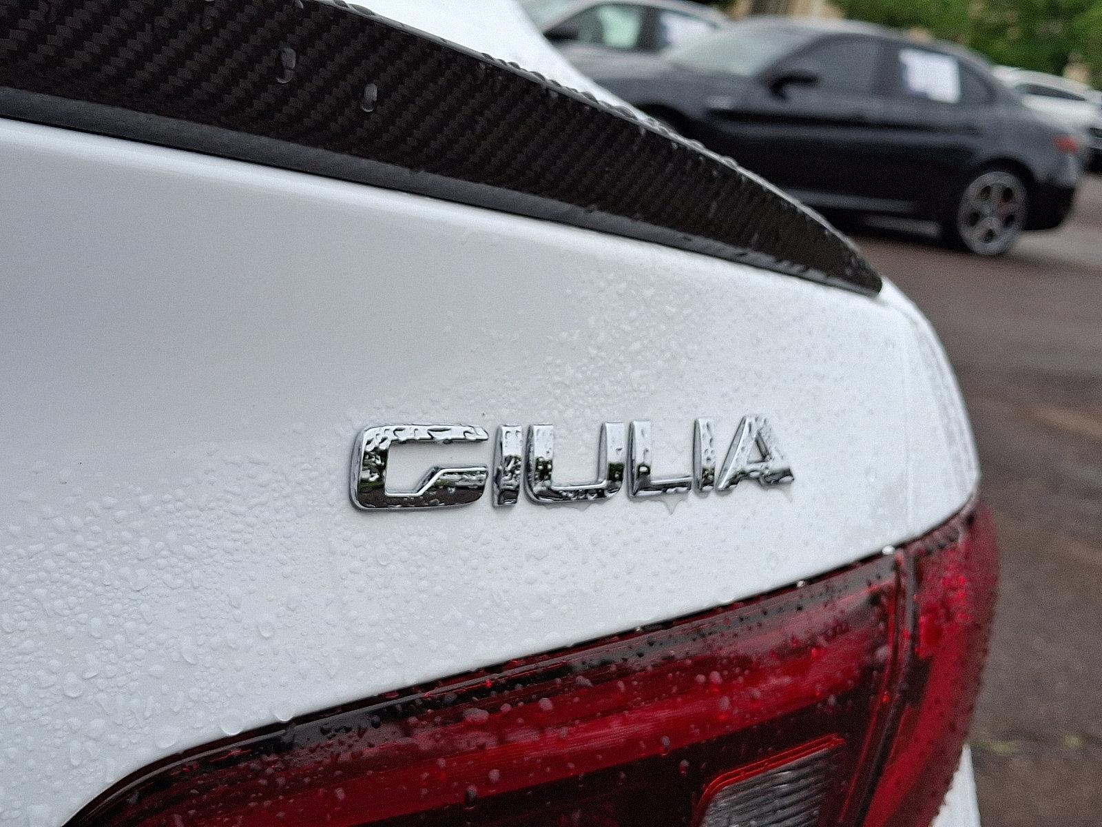 2022 Alfa Romeo Giulia Vehicle Photo in Willow Grove, PA 19090