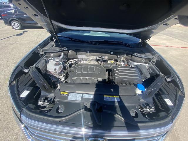 2024 Volkswagen Atlas Vehicle Photo in Greenville, TX 75402
