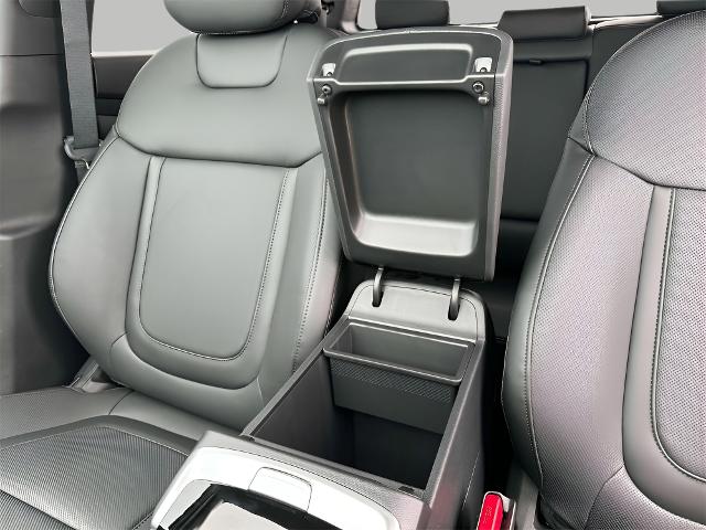 2025 Hyundai SANTA CRUZ Vehicle Photo in Green Bay, WI 54304
