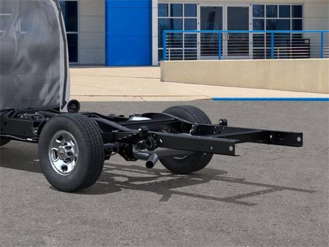 2025 Chevrolet Express Commercial Cutaway Vehicle Photo in ENGLEWOOD, CO 80113-6708