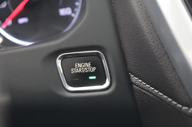 2017 GMC Acadia Vehicle Photo in Green Bay, WI 54304