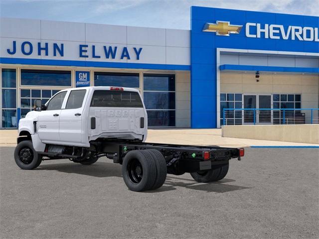 2025 Chevrolet Silverado Chassis Cab Vehicle Photo in ENGLEWOOD, CO 80113-6708
