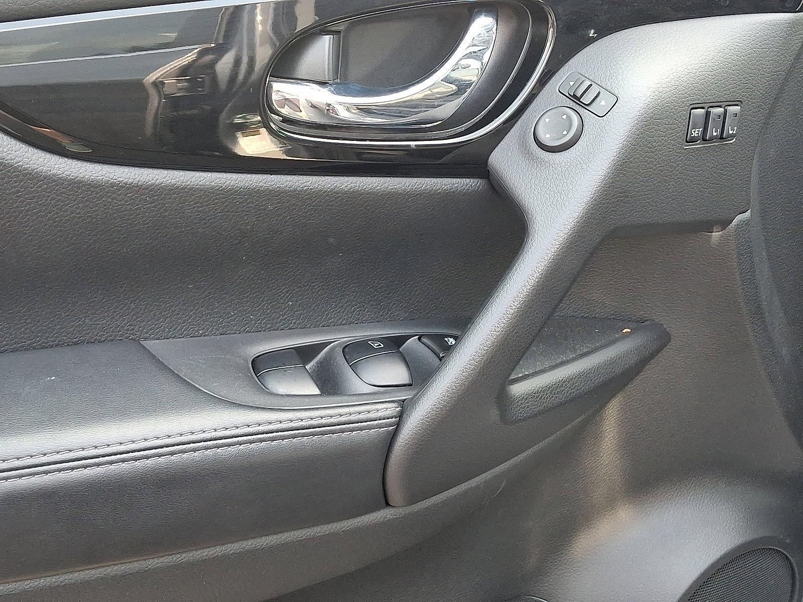 2021 Nissan Rogue Sport Vehicle Photo in Harrisburg, PA 17111-1033