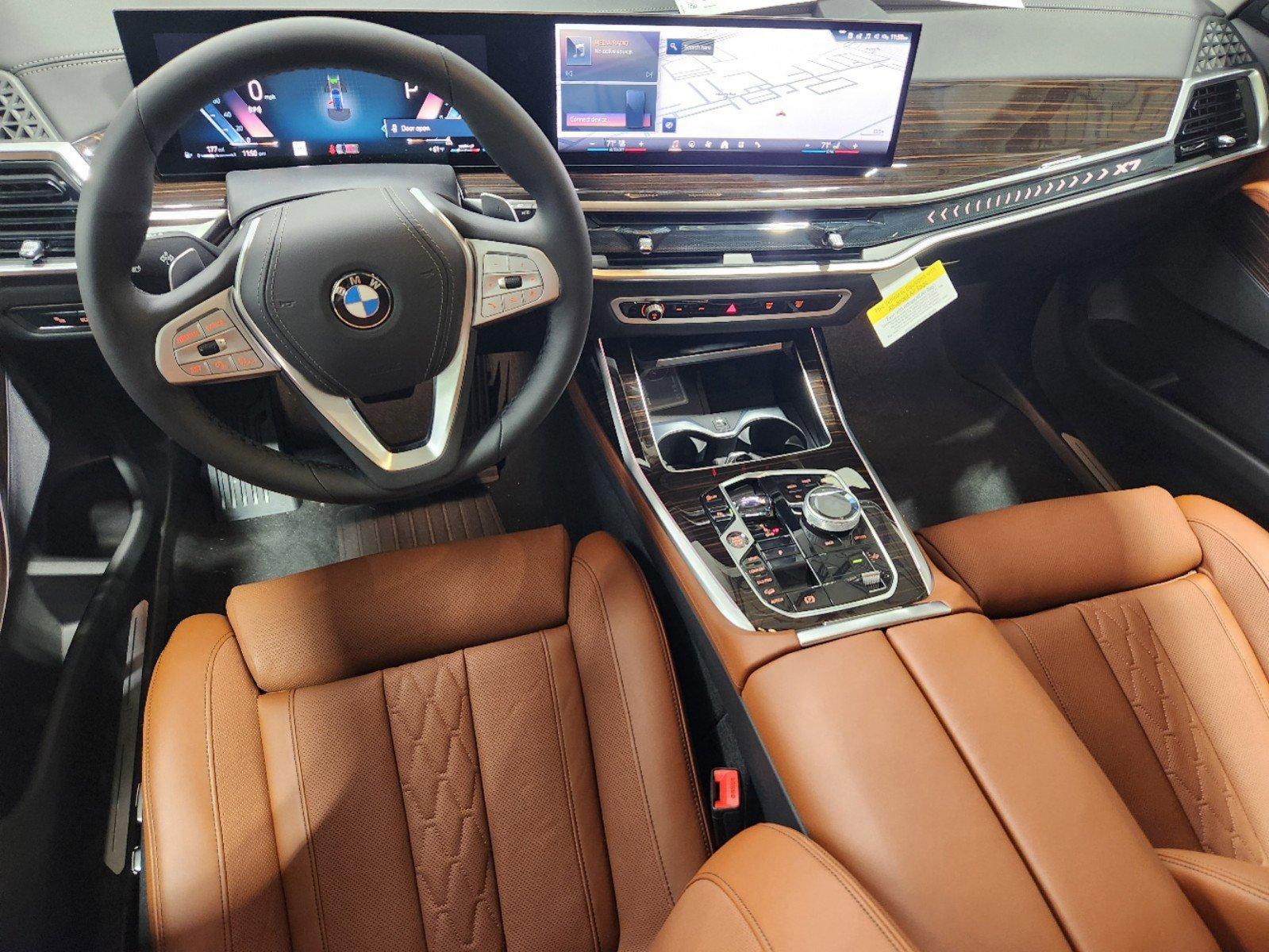 2025 BMW X7 xDrive40i Vehicle Photo in GRAPEVINE, TX 76051