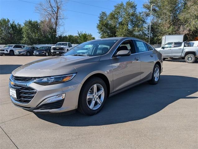 2025 Chevrolet Malibu Vehicle Photo in ENGLEWOOD, CO 80113-6708