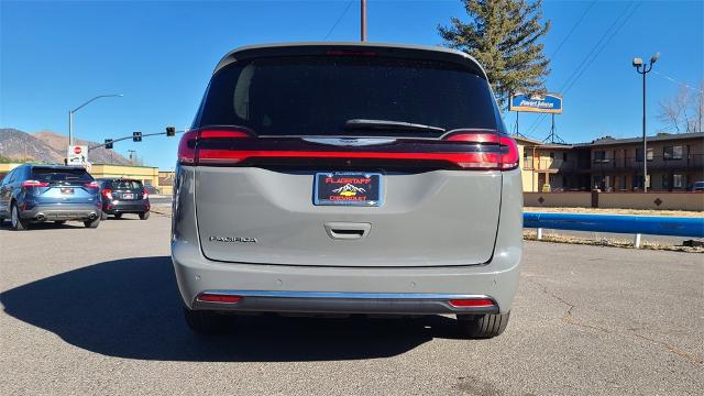 2022 Chrysler Pacifica Vehicle Photo in FLAGSTAFF, AZ 86001-6214