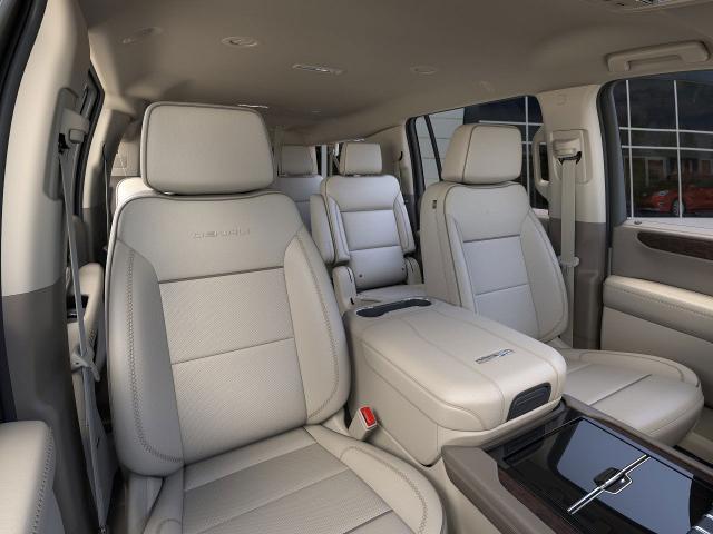 2025 GMC Yukon XL Vehicle Photo in APPLETON, WI 54914-8833