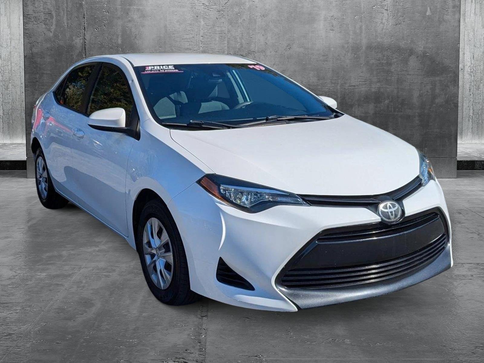 2019 Toyota Corolla Vehicle Photo in Panama City, FL 32401