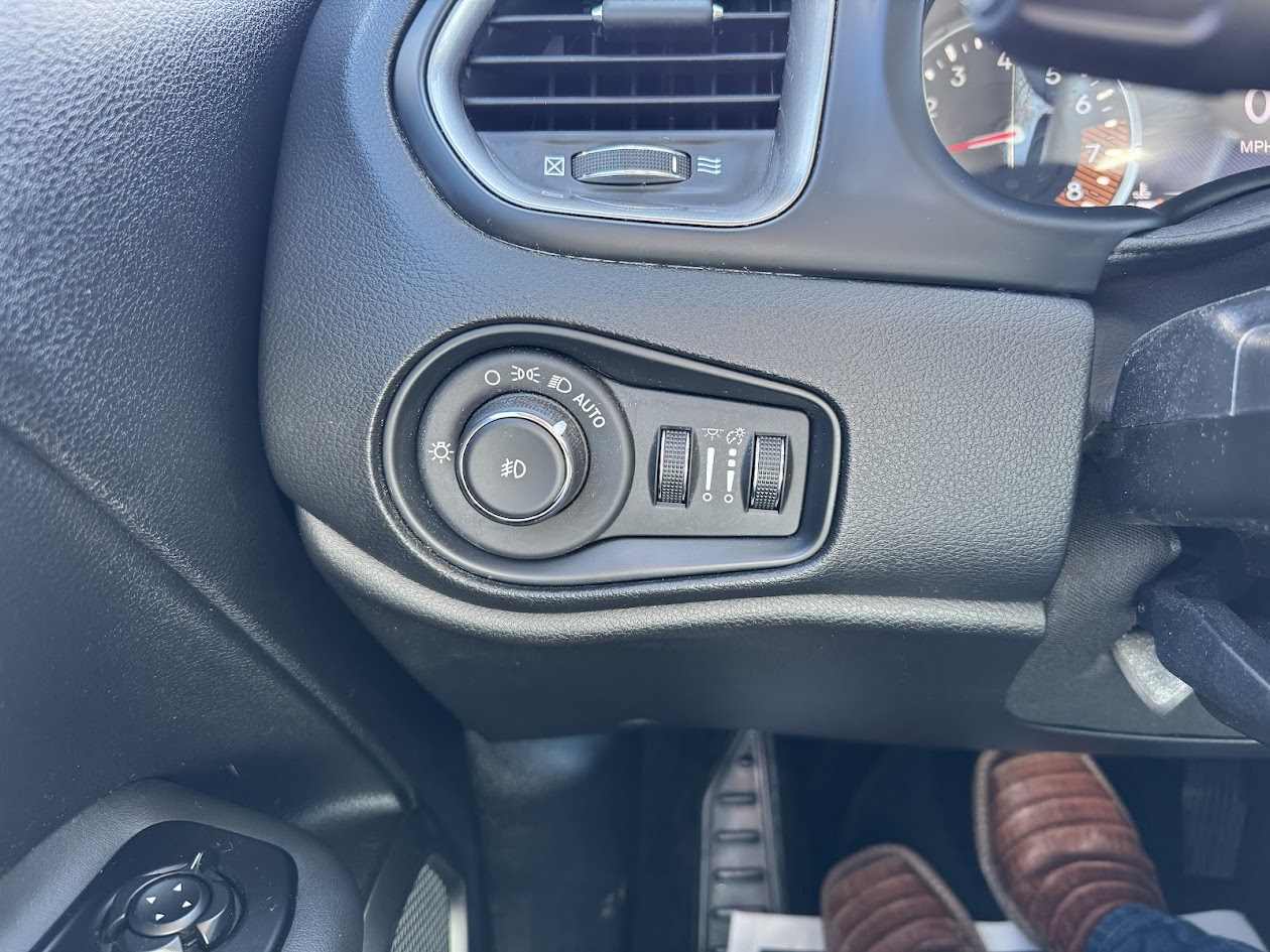 2021 Jeep Renegade Vehicle Photo in BOONVILLE, IN 47601-9633