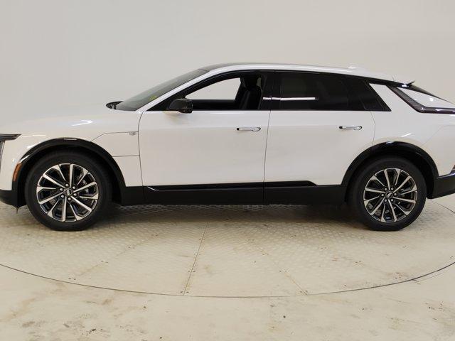 2025 Cadillac LYRIQ Vehicle Photo in PINEVILLE, NC 28134-8495