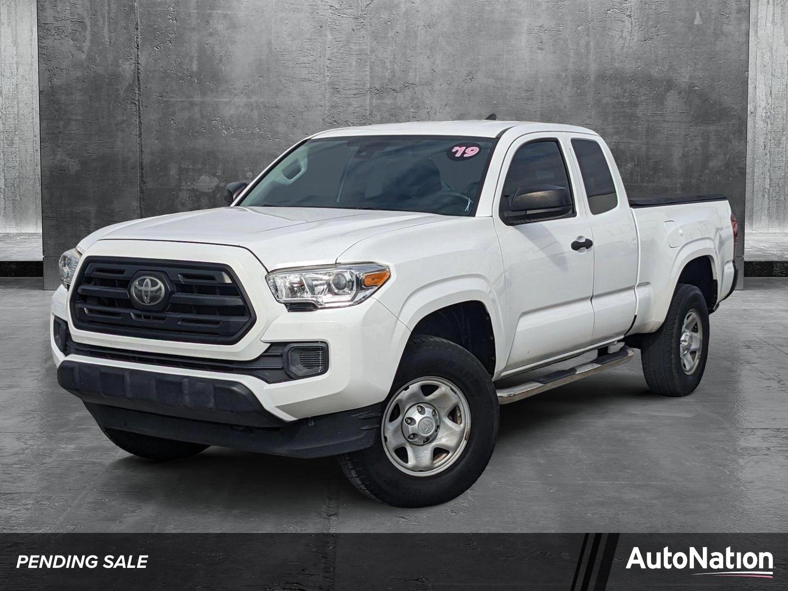 2019 Toyota Tacoma 2WD Vehicle Photo in MIAMI, FL 33172-3015