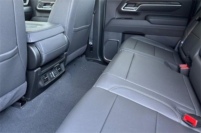 2025 GMC Sierra 2500 HD Vehicle Photo in ELK GROVE, CA 95757-8703