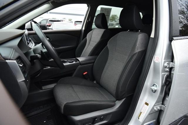 2023 Nissan Rogue Vehicle Photo in Ballwin, MO 63011