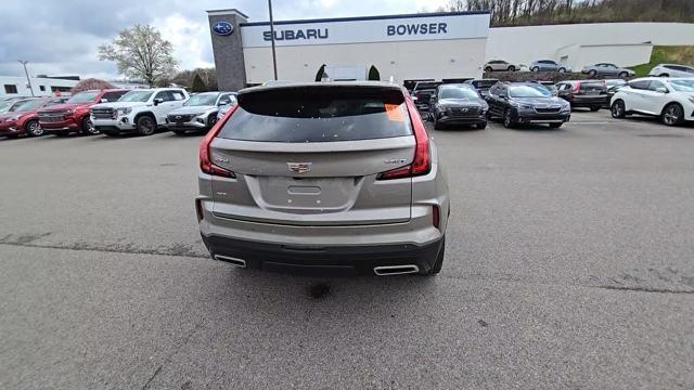 2024 Cadillac XT4 Vehicle Photo in Pleasant Hills, PA 15236