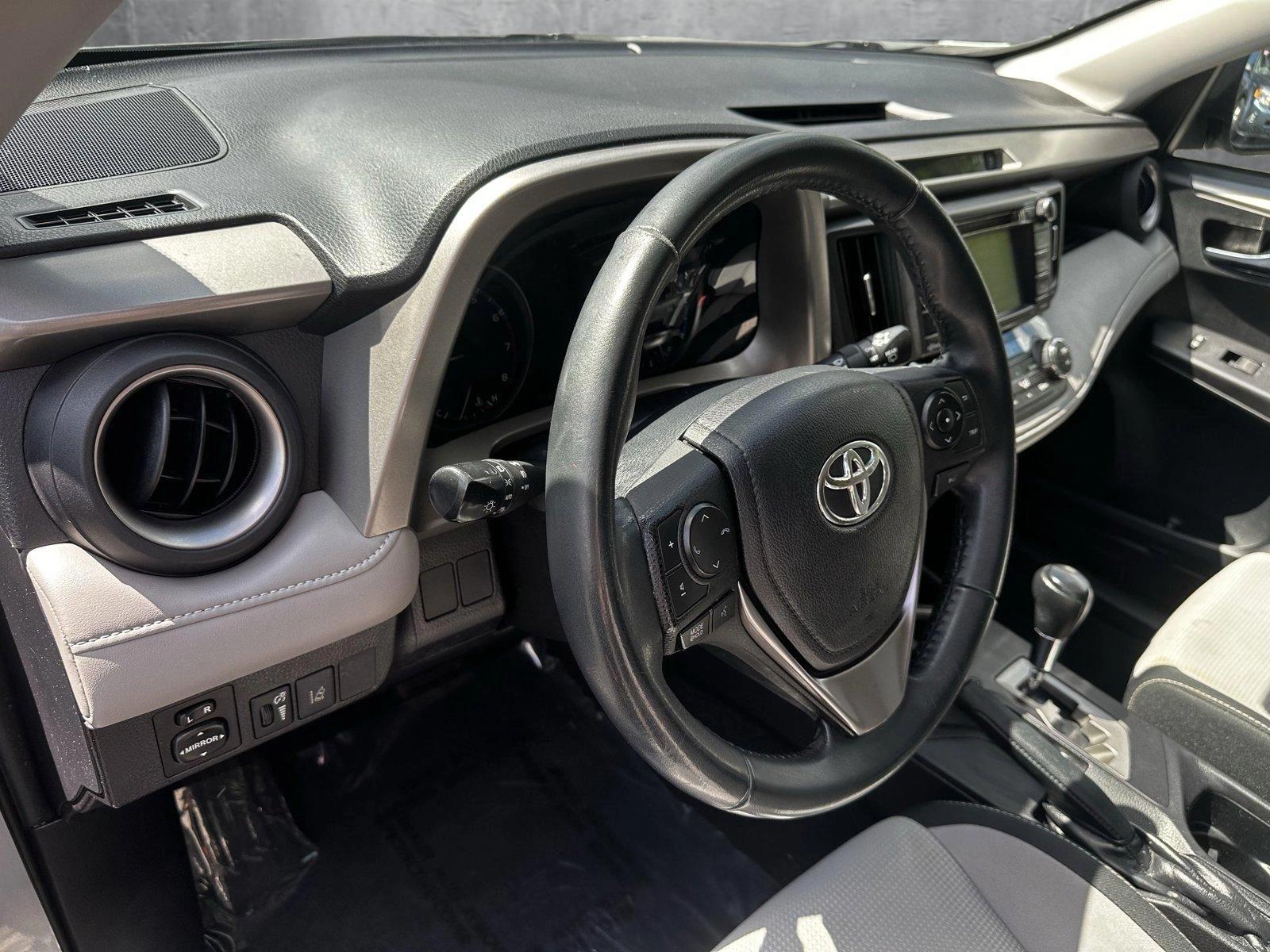 2018 Toyota RAV4 Vehicle Photo in Hollywood, FL 33021