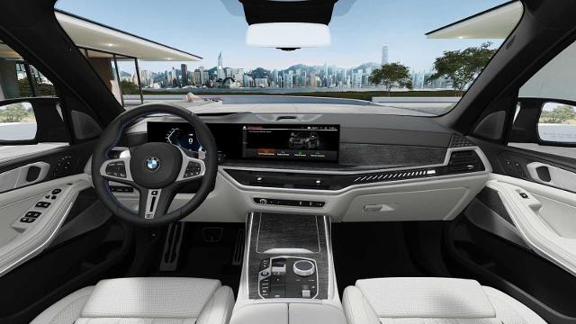 2026 BMW X7 M60i Vehicle Photo in GRAPEVINE, TX 76051