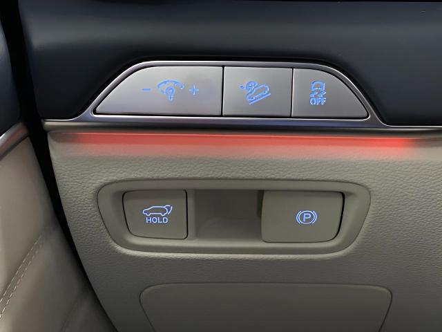 2025 Genesis GV80 Vehicle Photo in Appleton, WI 54913