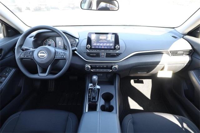 2025 Nissan Altima Vehicle Photo in Hazelwood, MO 63042