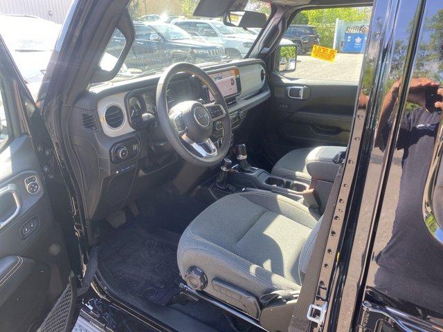 2024 Jeep Wrangler 4xe Vehicle Photo in Doylsetown, PA 18901