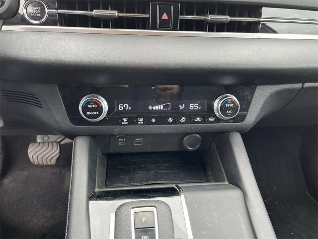 2022 Mitsubishi Outlander Vehicle Photo in TULLY, NY 13159-3159