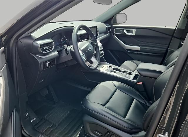 2023 Ford Explorer Vehicle Photo in Oshkosh, WI 54901