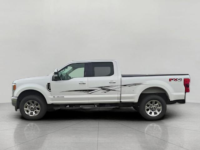 2017 Ford Super Duty F-250 SRW Vehicle Photo in Neenah, WI 54956
