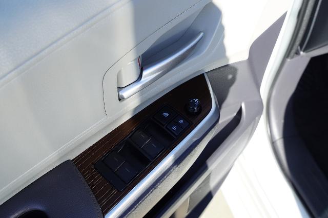 2021 Toyota Sienna Vehicle Photo in Riverdale, UT 84405