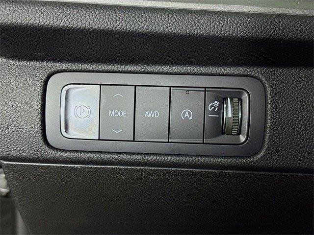2025 Chevrolet Traverse Vehicle Photo in PUYALLUP, WA 98371-4149
