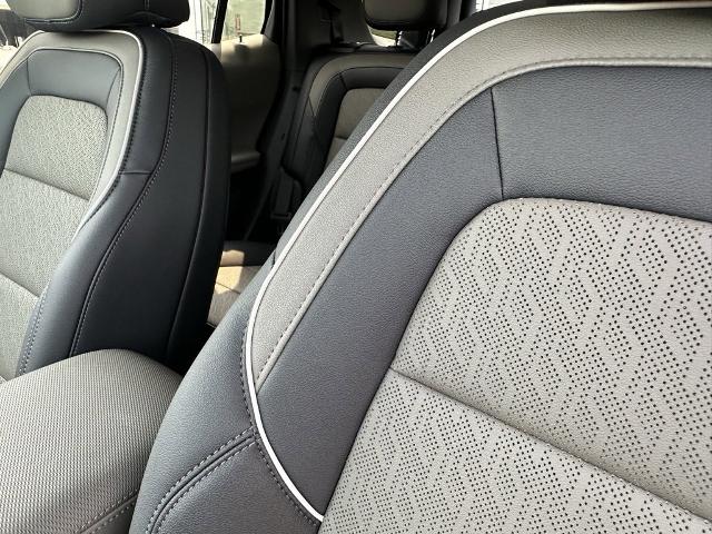 2026 Chevrolet Equinox Vehicle Photo in GARDNER, MA 01440-3110