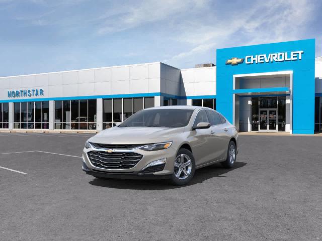 2025 Chevrolet Malibu Vehicle Photo in MOON TOWNSHIP, PA 15108-2571