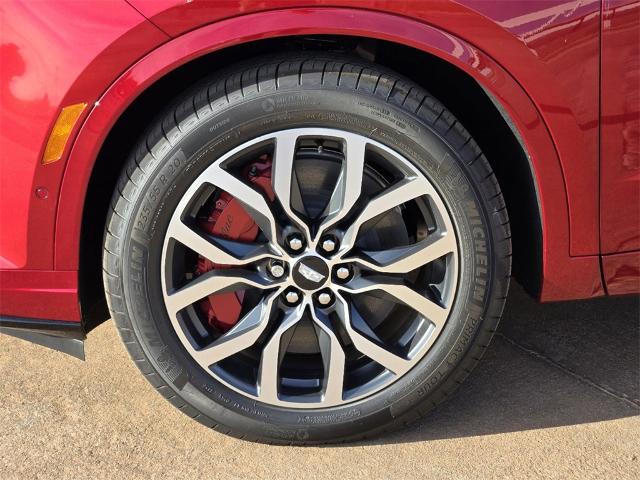 2025 Cadillac XT6 Vehicle Photo in Oklahoma City, OK 73114
