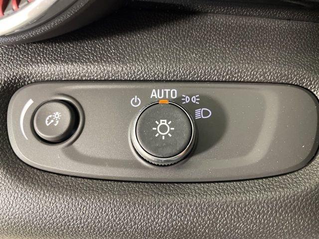 2025 Chevrolet Trax Vehicle Photo in PHOENIX, AZ 85014-3381