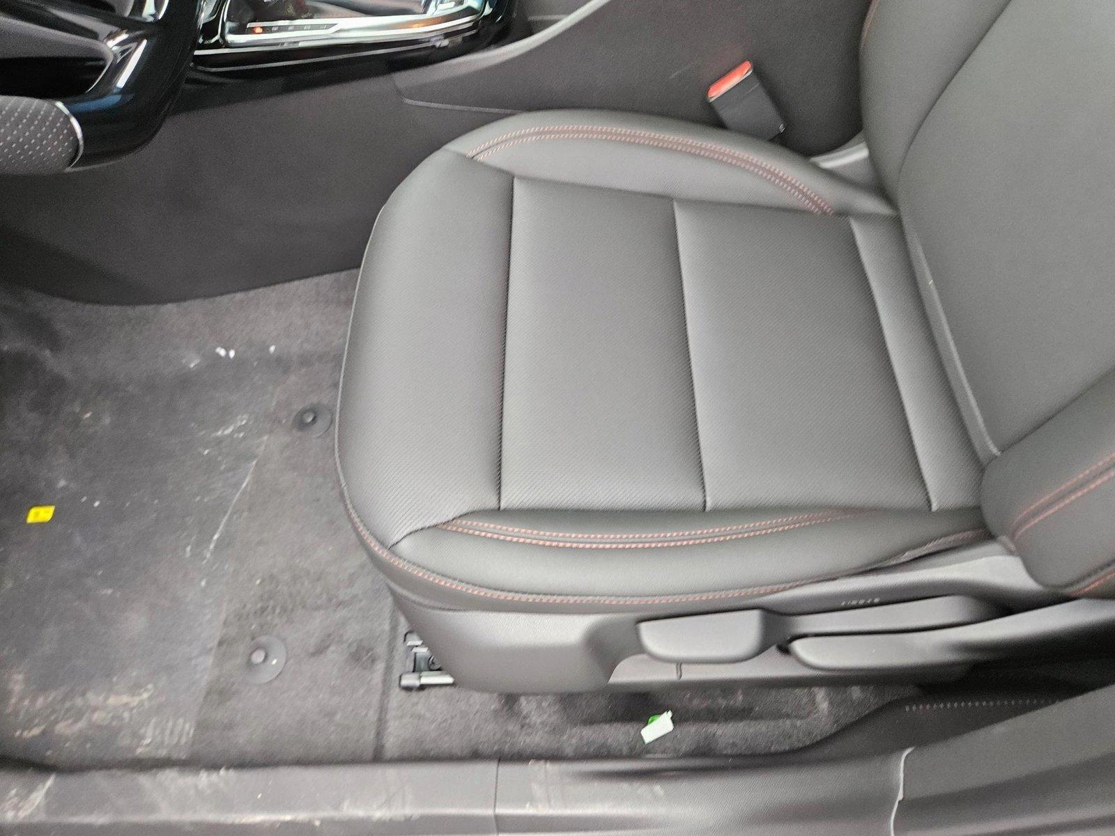 2025 Chevrolet Trax Vehicle Photo in NORTH RICHLAND HILLS, TX 76180-7199