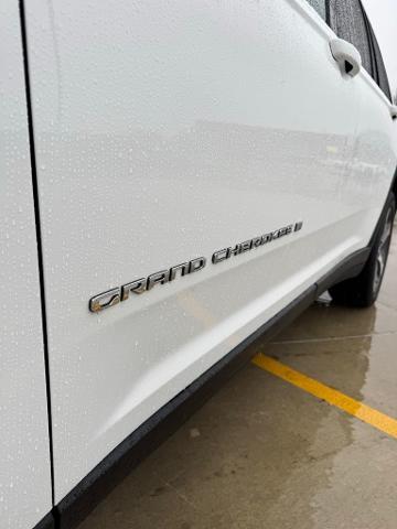 2023 Jeep Grand Cherokee L Vehicle Photo in Peoria, IL 61615