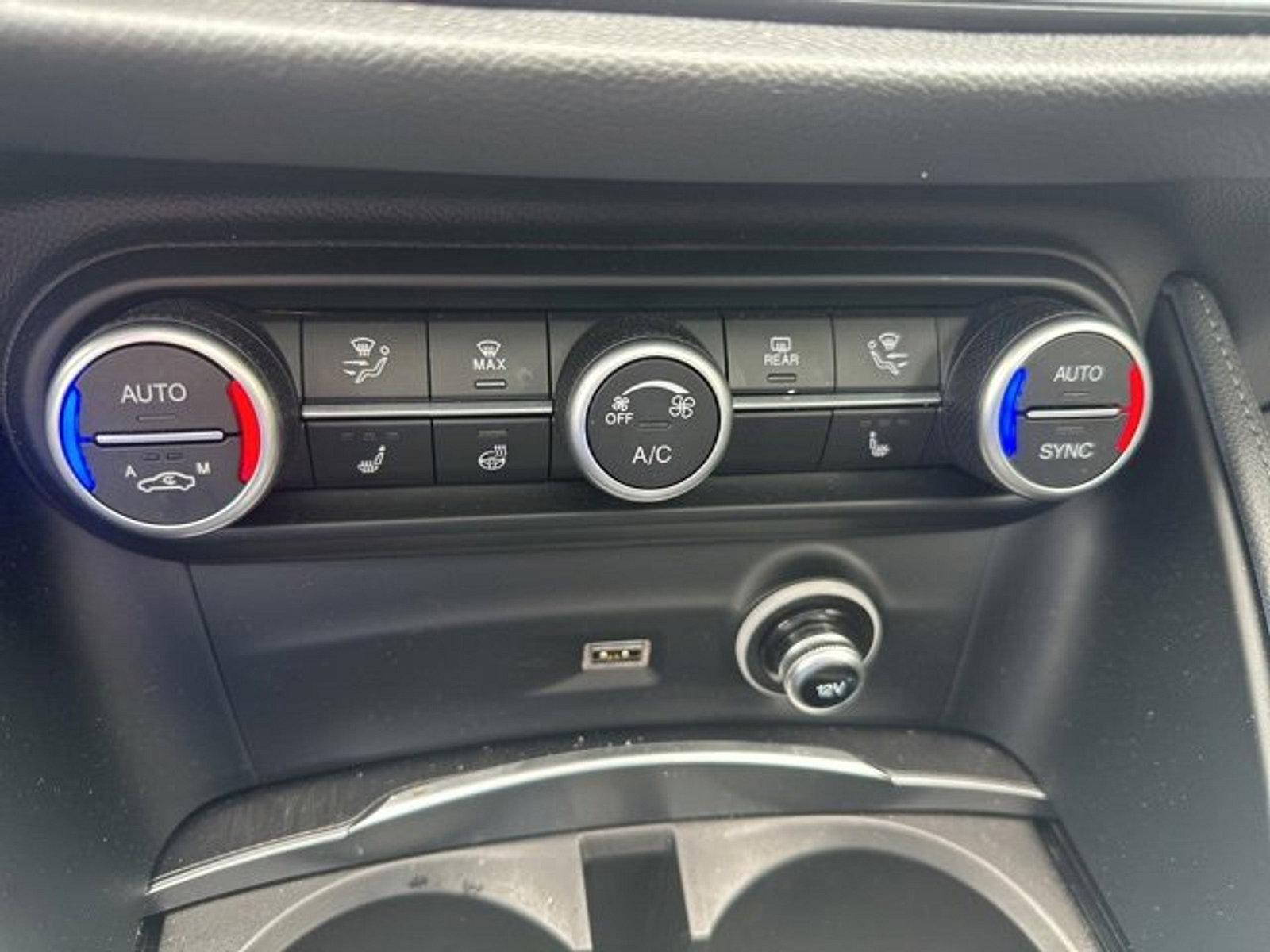 2021 Alfa Romeo Stelvio Vehicle Photo in Willow Grove, PA 19090