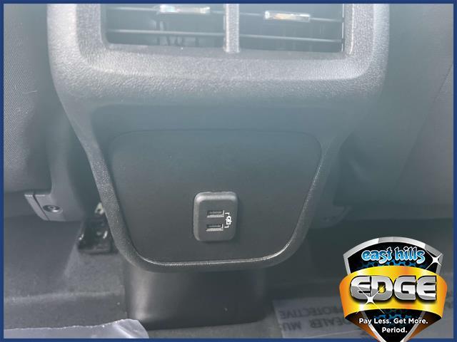 2022 Chevrolet Equinox Vehicle Photo in Roslyn, NY 11576