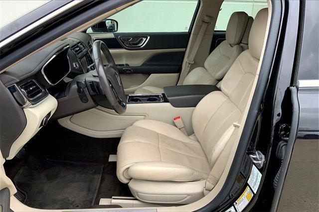 2020 Lincoln Continental Vehicle Photo in TOPEKA, KS 66609-0000