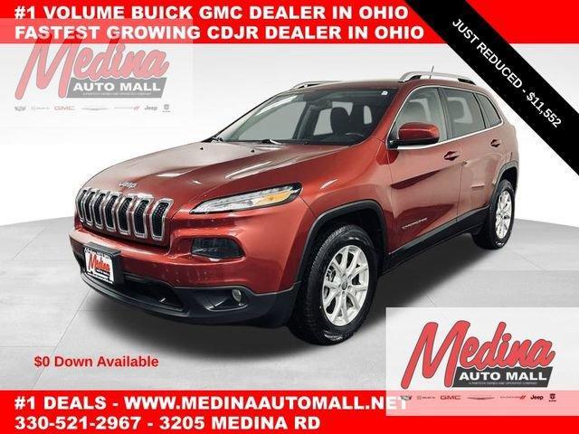 2017 Jeep Cherokee Vehicle Photo in MEDINA, OH 44256-9631