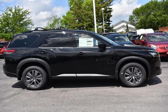 2025 Nissan Pathfinder Vehicle Photo in Ballwin, MO 63011
