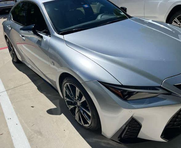 2022 Lexus IS 350 Vehicle Photo in FORT WORTH, TX 76132