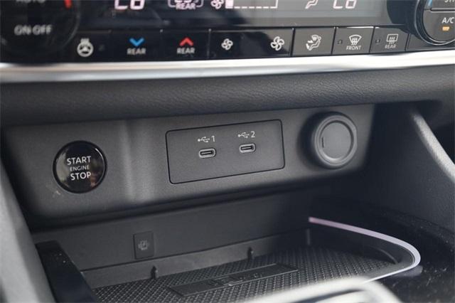 2025 Nissan Rogue Vehicle Photo in Hazelwood, MO 63042