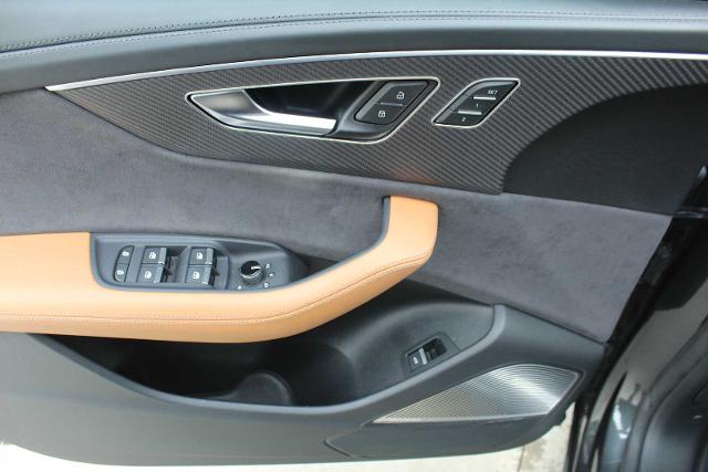2023 Audi RS Q8 Vehicle Photo in HOUSTON, TX 77090