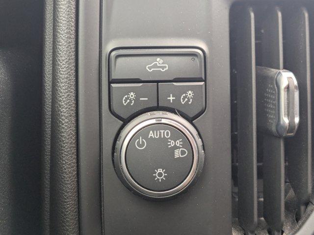2022 Chevrolet Silverado 1500 Vehicle Photo in BRUNSWICK, GA 31525-1881