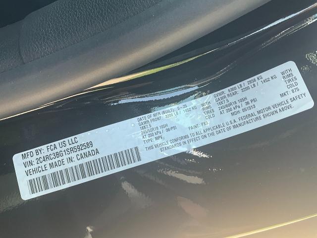 2025 Chrysler Pacifica Vehicle Photo in Kaukauna, WI 54130