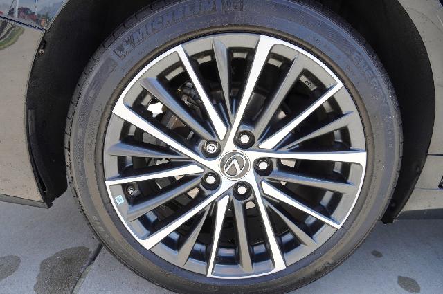2023 Lexus ES 350 Vehicle Photo in Riverdale, UT 84405